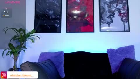 alison_wynter online show from May 16, 3:47 am