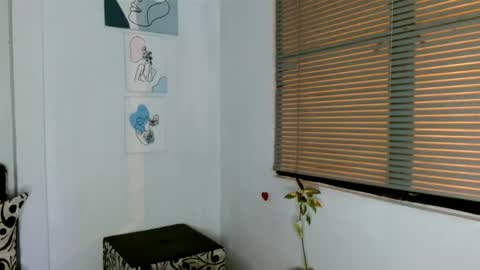 Alisonturbay online show from May 20, 3:24 am