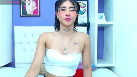 aliss_diiaz online show from February 26, 8:11 pm