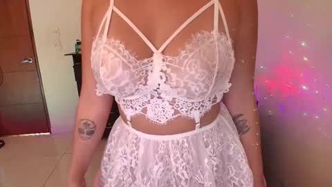 Alissa online show from September 25, 2:04 am