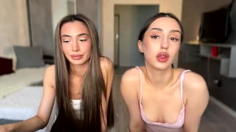 Alissa online show from May 7, 1:05 pm