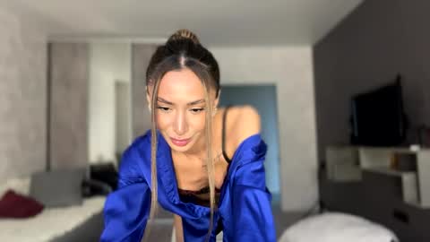 Alissa online show from May 14, 2:02 pm