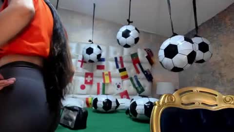 Alissa online show from July 1, 11:45 am