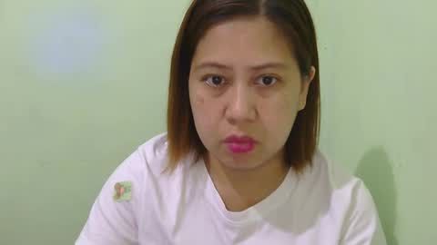 Snapshot of alissalove18 chatting on January 22, 5:05 am alissalove18 online show from January 22, 5:05 am