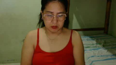 Snapshot of alissalove18 chatting on July 3, 11:05 am alissalove18 online show from July 3, 11:05 am