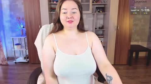 alissdaisyy online show from May 17, 9:28 am