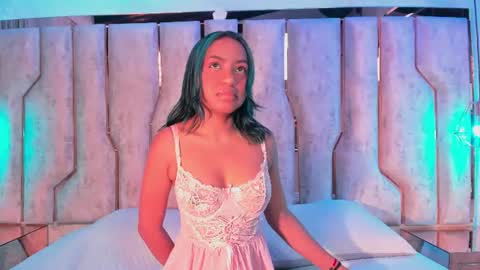 alisse_myers online show from July 25, 3:15 am