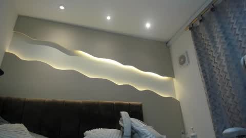 Alisson online show from February 19, 12:01 pm