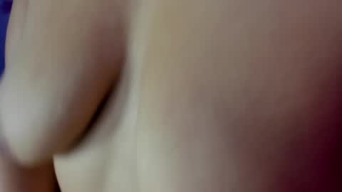 alisson_evans__ online show from April 25, 1:41 pm
