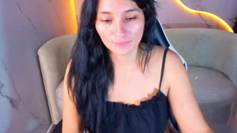 alisson_tx_ online show from May 5, 9:23 pm