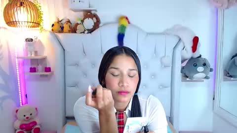 Snapshot of alisson_wiley chatting on March 6, 6:43 am alisson online show from March 6, 6:43 am