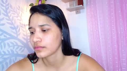 Snapshot of alisson_wiley chatting on April 29, 8:07 am alisson online show from April 29, 8:07 am