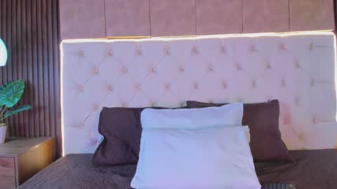 alison online show from October 28, 12:09 pm