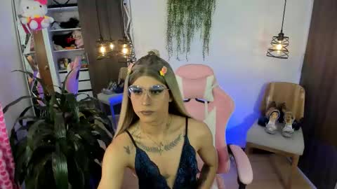 alisson online show from March 8, 1:26 pm