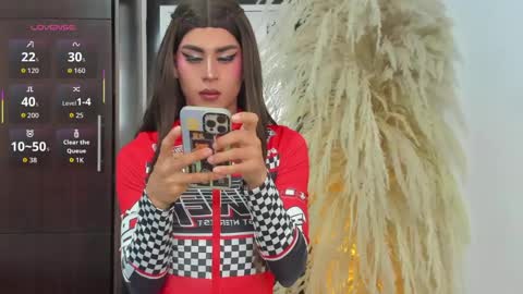 alisson online show from May 18, 2:12 pm