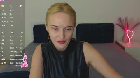 Snapshot of alisssarose chatting on January 18, 7:58 pm alisssarose online show from January 18, 7:58 pm