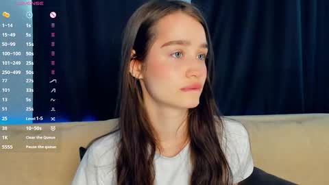 Alivia online show from February 17, 7:38 am