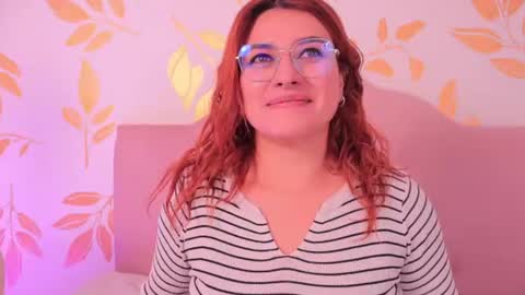 Snapshot of alix_bay chatting on July 2, 8:37 pm Alix online show from July 2, 8:37 pm