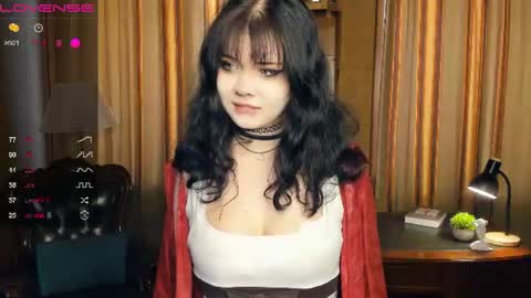 Snapshot of alixypunter chatting on June 20, 9:45 am Emily online show from June 20, 9:45 am