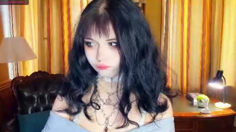 Snapshot of alixypunter chatting on June 27, 9:14 am Emily online show from June 27, 9:14 am