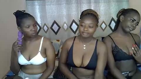 aliyah001 online show from February 4, 1:28 pm