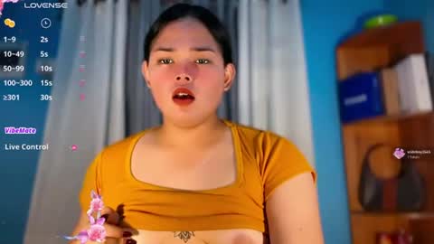 Snapshot of aliyah_cutie chatting on July 14, 2:12 pm A CUTE GIRL NAME ALIYAH online show from July 14, 2:12 pm