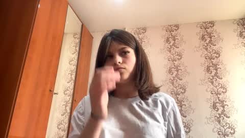 Alice online show from April 3, 12:25 pm