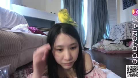 Alize Zaide online show from November 14, 8:40 pm