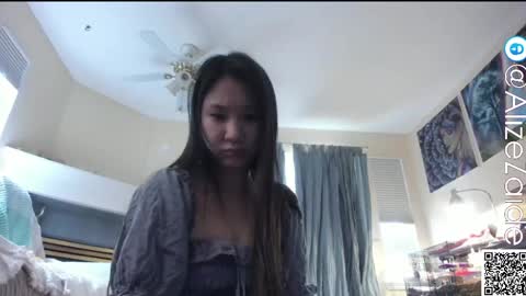 Alize Zaide online show from May 15, 8:38 pm