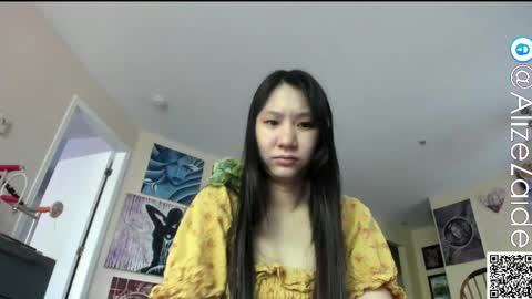 Alize Zaide online show from May 18, 7:31 pm