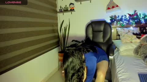 Andrea..... online show from December 13, 12:20 am