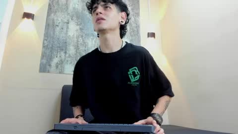 Snapshot of alkimia_tt chatting on March 30, 3:24 pm JEFERSON online show from March 30, 3:24 pm