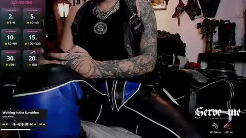   online show from April 24, 6:43 pm