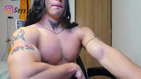 Snapshot of allen_rosse chatting on February 28, 4:21 am independent model 3 online show from February 28, 4:21 am