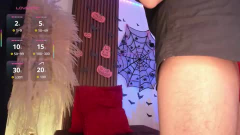 Snapshot of allen_starck chatting on October 18, 2:03 am Allen online show from October 18, 2:03 am