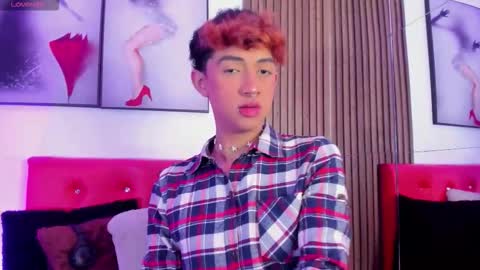 Snapshot of allen_starck chatting on October 31, 4:02 am Allen online show from October 31, 4:02 am