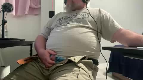 Allergictolove online show from March 23, 11:31 pm