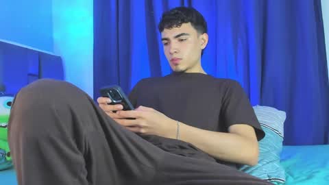 Snapshot of allexserrano chatting on March 4, 5:32 am Allex online show from March 4, 5:32 am