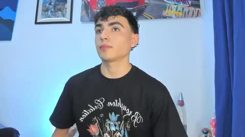 Snapshot of allexserrano chatting on September 13, 11:59 pm Allex online show from September 13, 11:59 pm