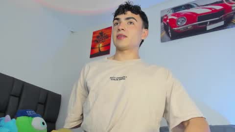 Snapshot of allexserrano chatting on February 26, 3:05 am Allex online show from February 26, 3:05 am