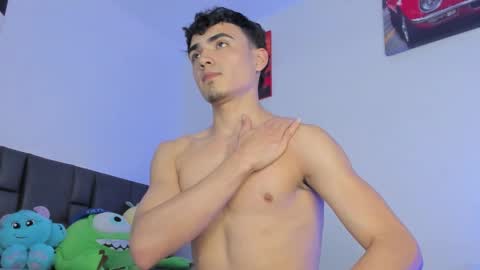 Snapshot of allexserrano chatting on March 10, 2:49 am Allex online show from March 10, 2:49 am