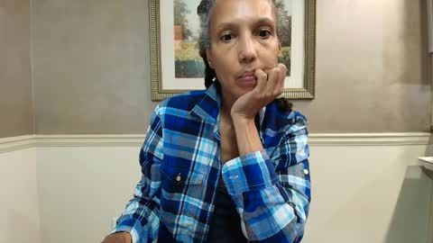 wishlist on bio online show from October 1, 8:04 pm