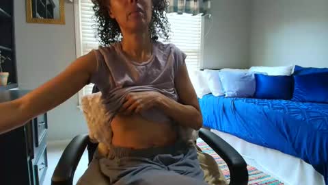 wishlist on bio online show from November 20, 7:35 pm