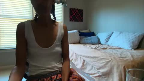 Snapshot of allgood4u chatting on May 14, 8:59 pm wishlist on bio online show from May 14, 8:59 pm