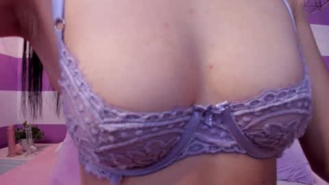 Snapshot of alli_cooper chatting on January 21, 3:10 pm Ali online show from January 21, 3:10 pm