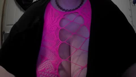 Snapshot of alli_kat78 chatting on March 10, 7:57 am Alli Kat online show from March 10, 7:57 am