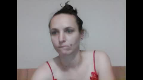 Snapshot of allia_maya chatting on October 1, 6:19 am Maya online show from October 1, 6:19 am