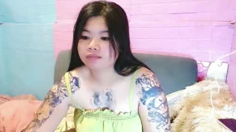 allianahpetit online show from February 26, 2:54 am