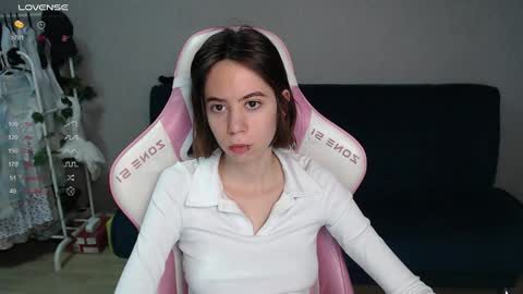 alice online show from October 18, 12:57 am