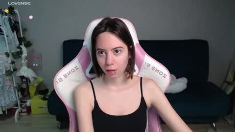 alice online show from November 11, 1:27 am